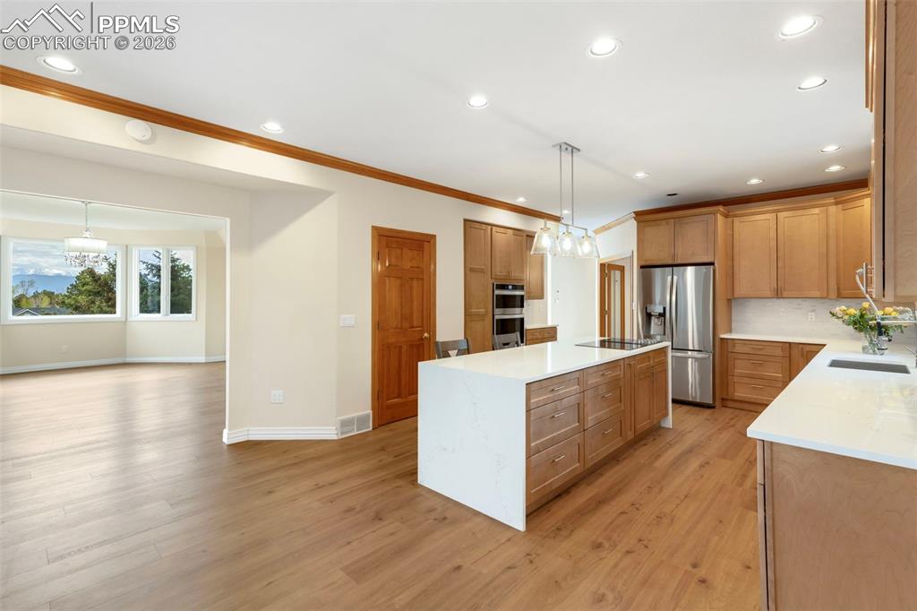 Monument, Colorado, 80132, United States, 5 Bedrooms Bedrooms, ,5 BathroomsBathrooms,Residential,Active,2043290