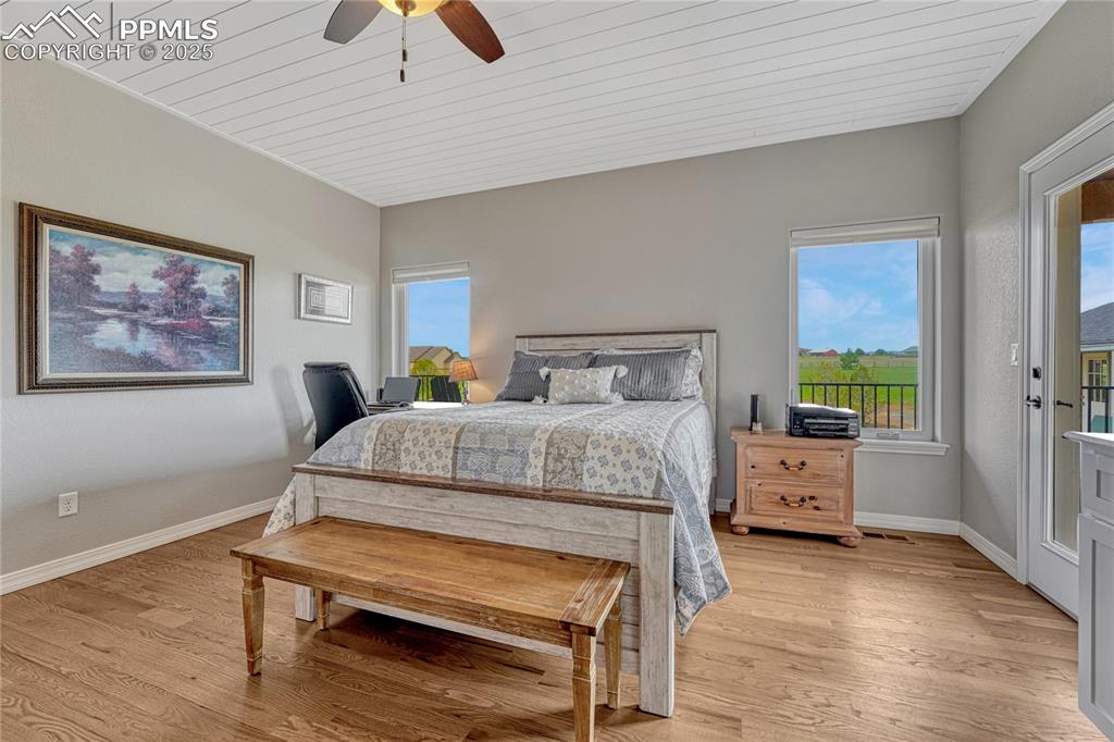 Colorado Springs, Colorado, 80908, United States, 4 Bedrooms Bedrooms, ,4 BathroomsBathrooms,Residential,Active,1992214