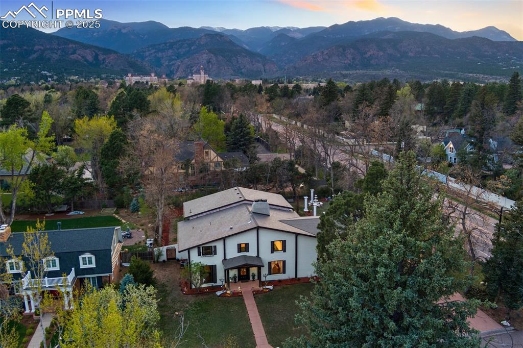 Colorado Springs, Colorado, 80906, United States, 5 Bedrooms Bedrooms, ,6 BathroomsBathrooms,Residential,Active,1992227