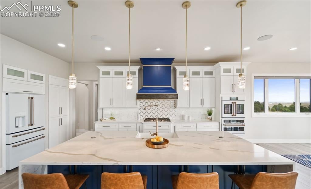 Colorado Springs, Colorado, 80908, United States, 5 Bedrooms Bedrooms, ,6 BathroomsBathrooms,Residential,Active,1936163