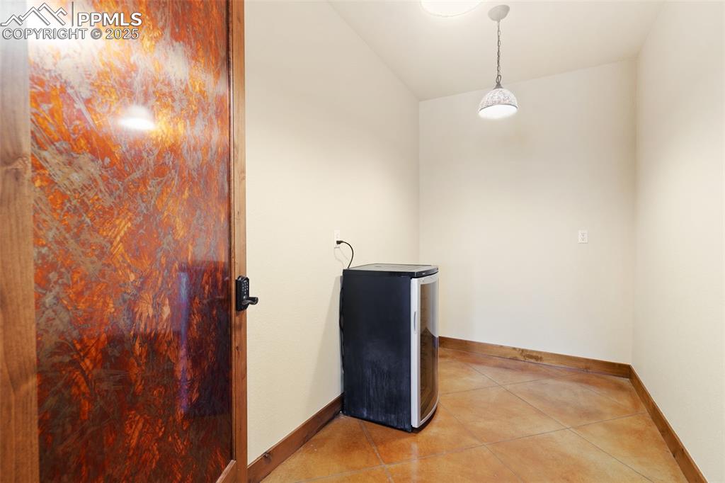 Castle Rock, Colorado, 80109, United States, 6 Bedrooms Bedrooms, ,5 BathroomsBathrooms,Residential,Active,1992235