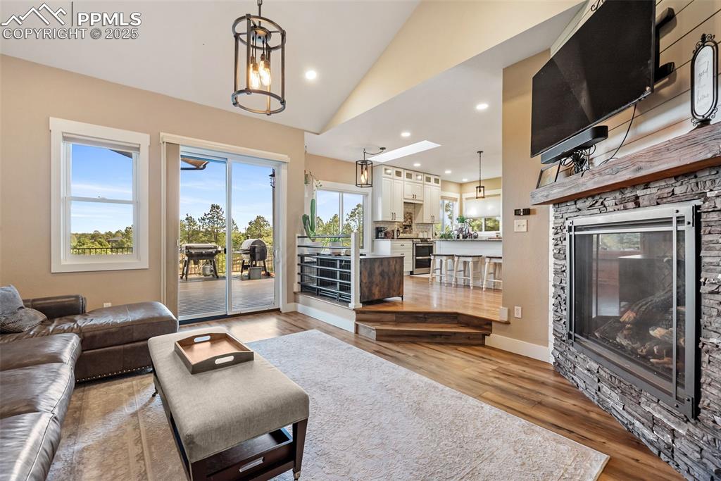 Monument, Colorado, 80132, United States, 6 Bedrooms Bedrooms, ,5 BathroomsBathrooms,Residential,Active,1992226