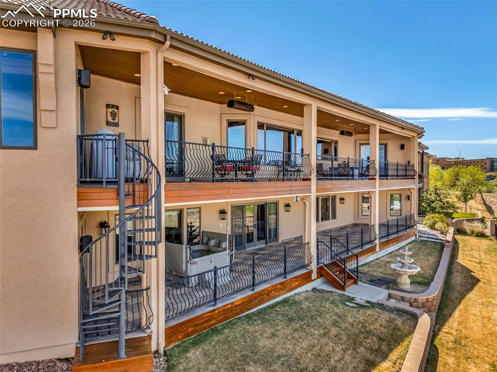 Pueblo, Colorado, 81001, United States, 4 Bedrooms Bedrooms, ,5 BathroomsBathrooms,Residential,Active,2043818