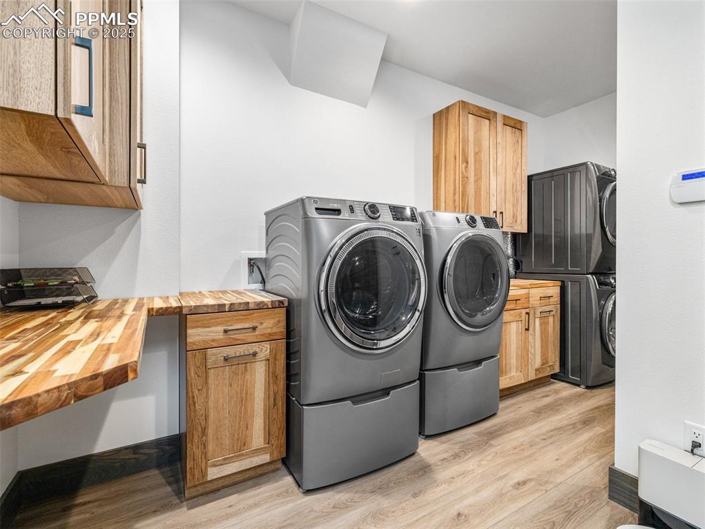 Beulah, Colorado, 81023, United States, 5 Bedrooms Bedrooms, ,5 BathroomsBathrooms,Residential,Active,1922547