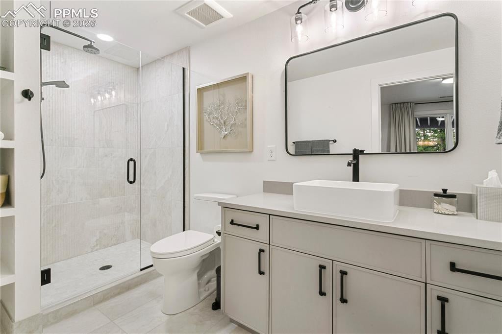 Monument, Colorado, 80132, United States, 6 Bedrooms Bedrooms, ,8 BathroomsBathrooms,Residential,Active,2033701