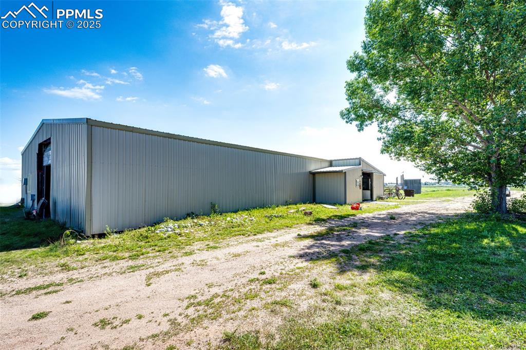 Elbert, Colorado, 80106, United States, 6 Bedrooms Bedrooms, ,7 BathroomsBathrooms,Residential,Active,1952758