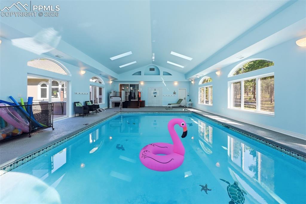 Colorado Springs, Colorado, 80908, United States, 6 Bedrooms Bedrooms, ,5 BathroomsBathrooms,Residential,Active,2045782