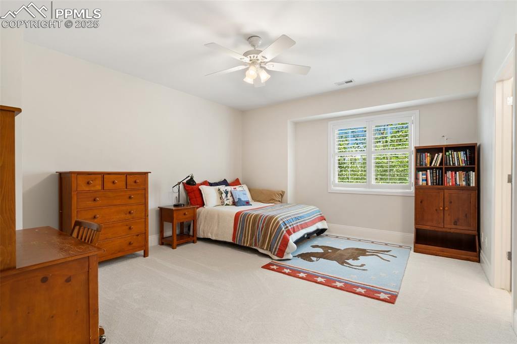 Colorado Springs, Colorado, 80906, United States, 6 Bedrooms Bedrooms, ,6 BathroomsBathrooms,Residential,Active,1880191