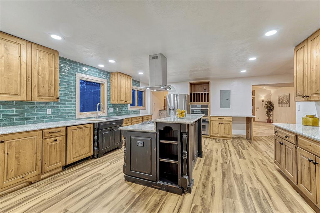 Colorado Springs, Colorado, 80921, United States, 5 Bedrooms Bedrooms, ,4 BathroomsBathrooms,Residential,Active,2002601