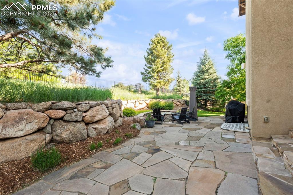 Colorado Springs, Colorado, 80906, United States, 4 Bedrooms Bedrooms, ,4 BathroomsBathrooms,Residential,Active,1914792