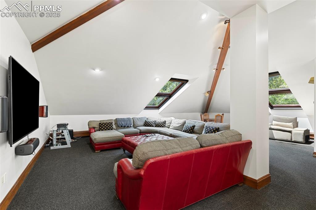 Colorado Springs, Colorado, 80906, United States, ,6 BathroomsBathrooms,Residential,Active,1823998
