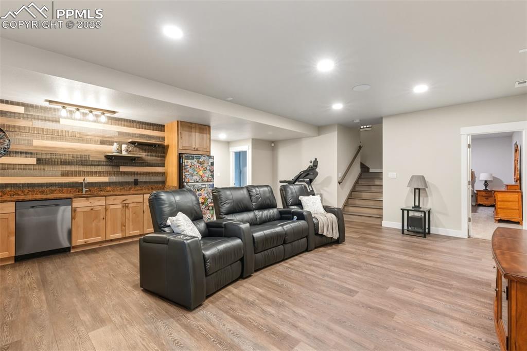 Colorado Springs, Colorado, 80904, United States, 4 Bedrooms Bedrooms, ,5 BathroomsBathrooms,Residential,Active,1992276