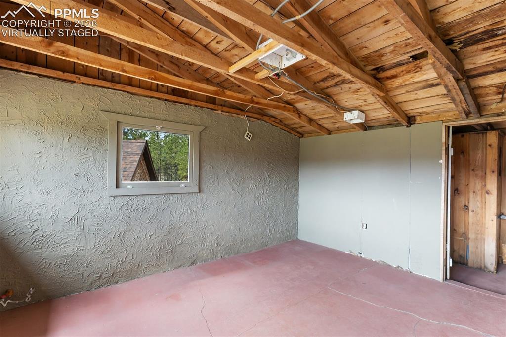 Woodland Park, Colorado, 80863, United States, 2 Bedrooms Bedrooms, ,2 BathroomsBathrooms,Residential,Active,2042677