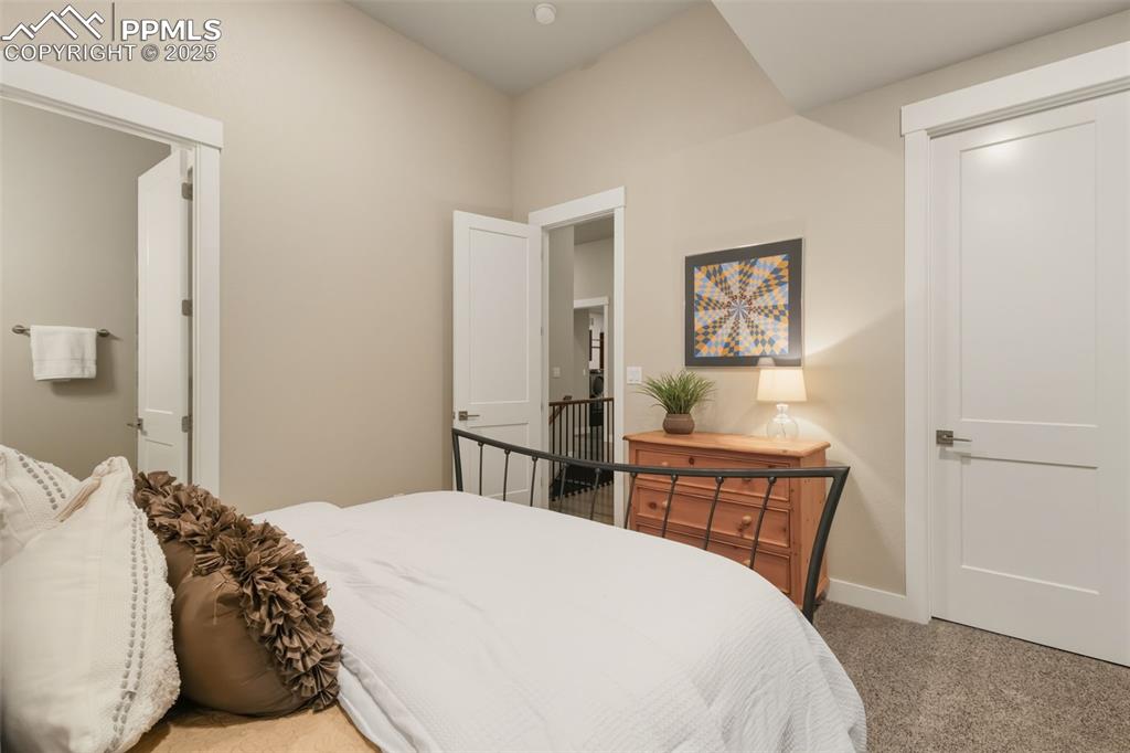 Colorado Springs, Colorado, 80904, United States, 4 Bedrooms Bedrooms, ,5 BathroomsBathrooms,Residential,Active,1992276