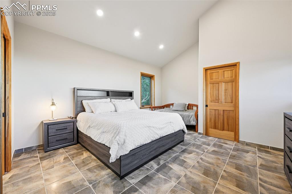 Manitou Springs, Colorado, 80829, United States, 6 Bedrooms Bedrooms, ,6 BathroomsBathrooms,Residential,Active,1997622