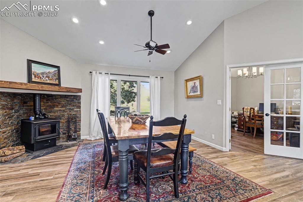 Colorado Springs, Colorado, 80906, United States, 5 Bedrooms Bedrooms, ,5 BathroomsBathrooms,Residential,Active,2014958