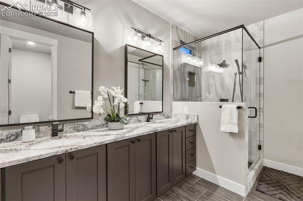 Colorado Springs, Colorado, 80904, United States, 4 Bedrooms Bedrooms, ,5 BathroomsBathrooms,Residential,Active,1992276