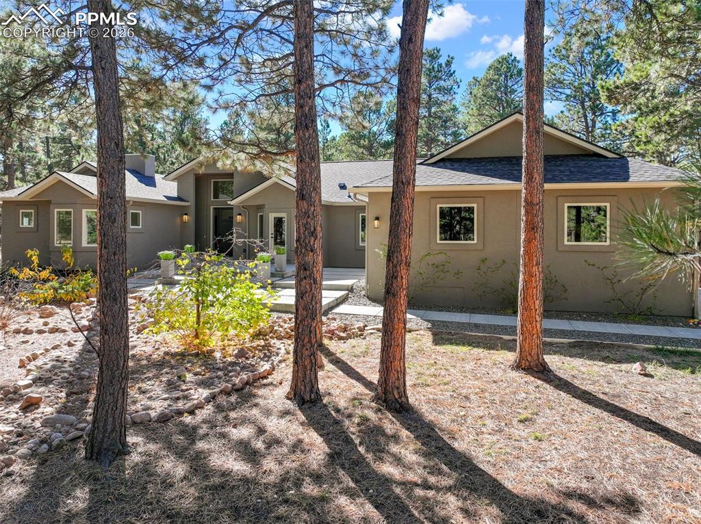 Colorado Springs, Colorado, 80908, United States, 4 Bedrooms Bedrooms, ,5 BathroomsBathrooms,Residential,Active,2014172