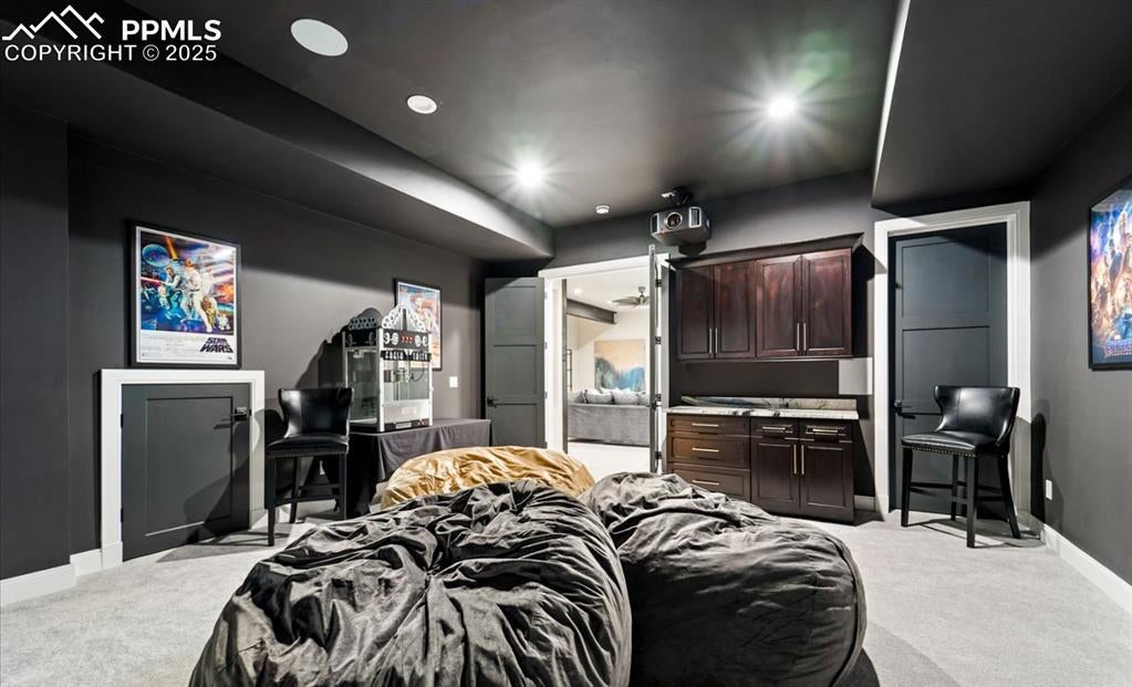 Colorado Springs, Colorado, 80908, United States, 5 Bedrooms Bedrooms, ,6 BathroomsBathrooms,Residential,Active,1936163