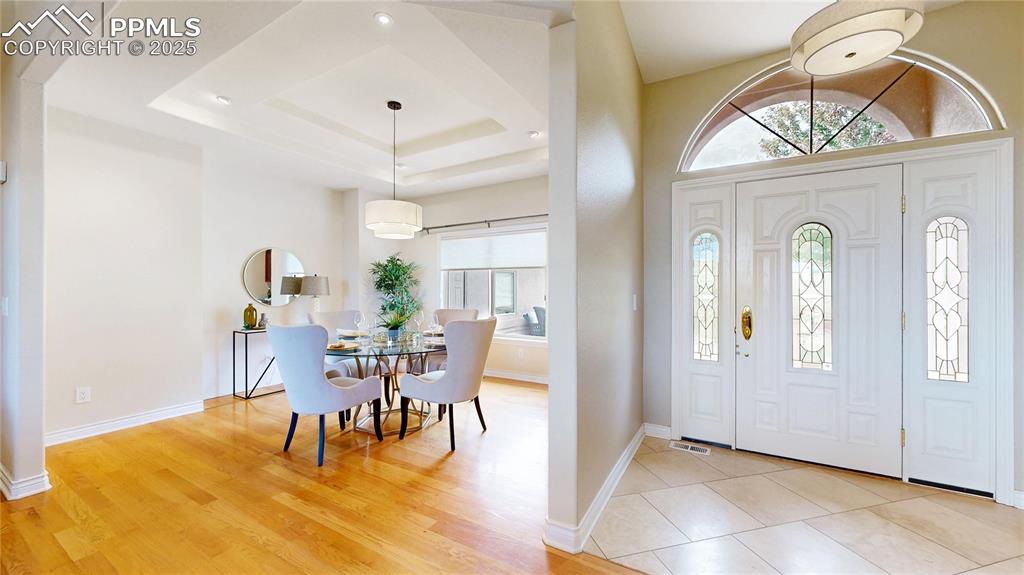 Littleton, Colorado, 80125, United States, 4 Bedrooms Bedrooms, ,4 BathroomsBathrooms,Residential,Active,1945275