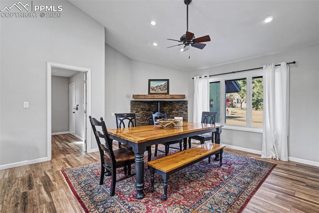 Colorado Springs, Colorado, 80906, United States, 5 Bedrooms Bedrooms, ,5 BathroomsBathrooms,Residential,Active,2014958