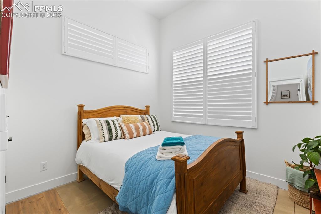 Colorado Springs, Colorado, 80903, United States, 2 Bedrooms Bedrooms, ,2 BathroomsBathrooms,Residential,Active,2045029