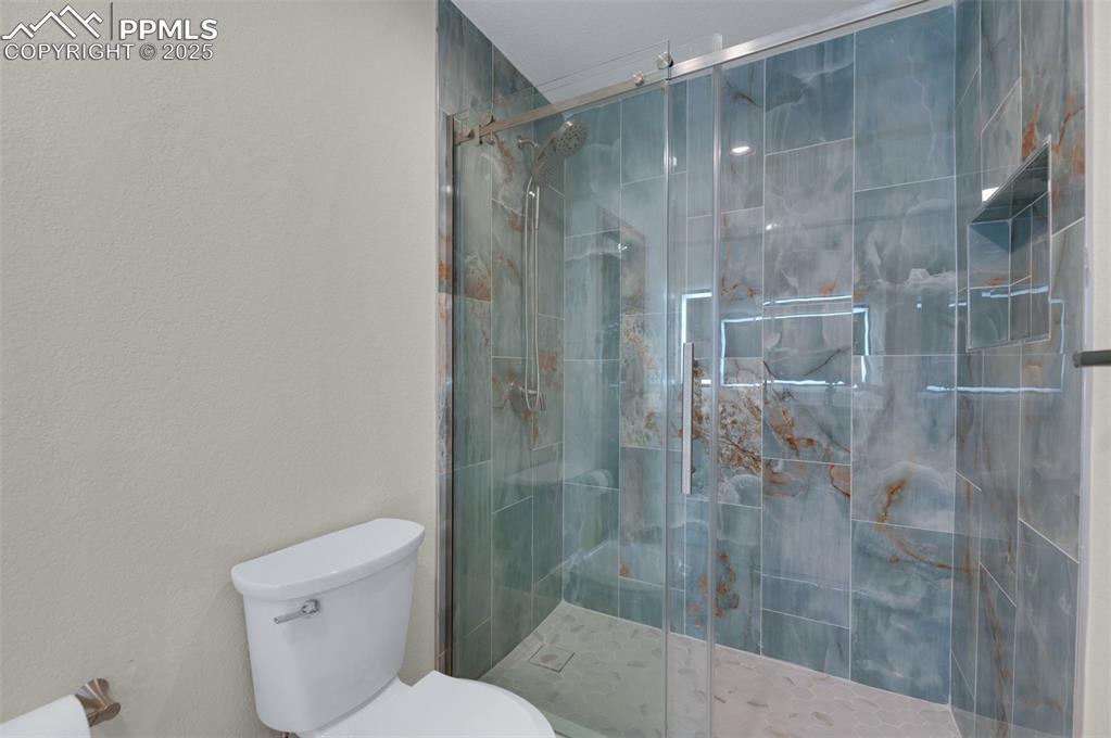 Monument, Colorado, 80132, United States, 5 Bedrooms Bedrooms, ,5 BathroomsBathrooms,Residential,Active,1992275