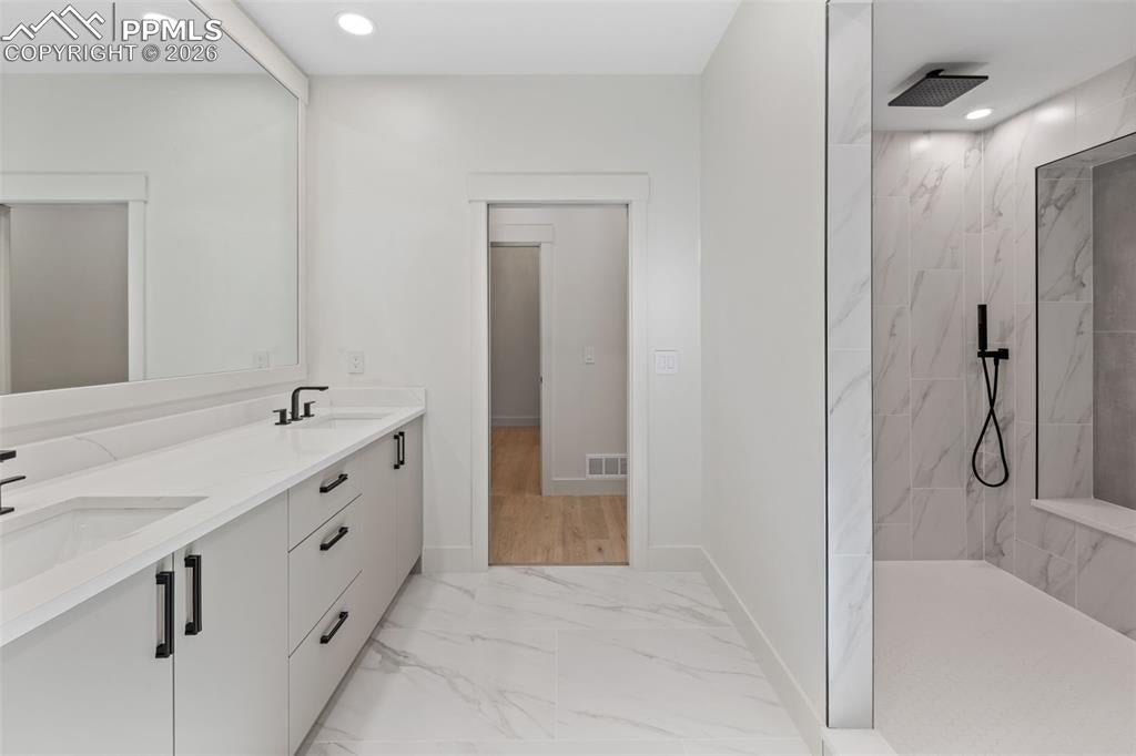 Colorado Springs, Colorado, 80908, United States, 4 Bedrooms Bedrooms, ,5 BathroomsBathrooms,Residential,Active,2014172