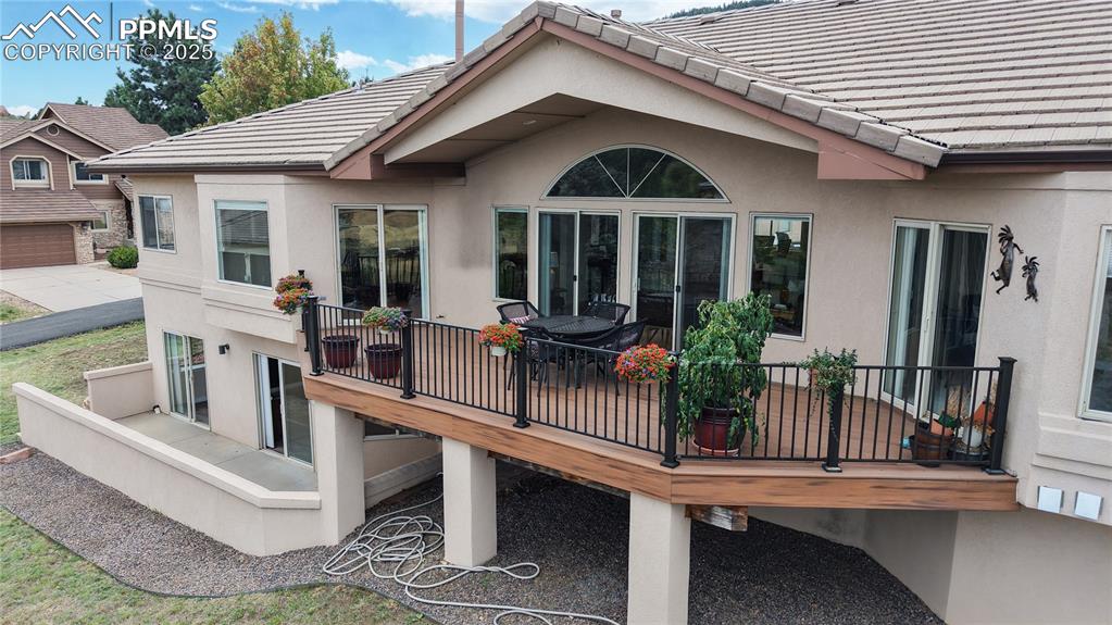 Littleton, Colorado, 80125, United States, 4 Bedrooms Bedrooms, ,4 BathroomsBathrooms,Residential,Active,1945275