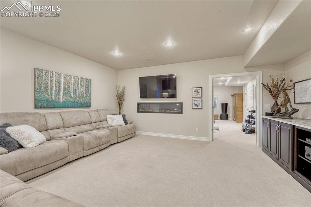 Colorado Springs, Colorado, 80908, United States, ,5 BathroomsBathrooms,Residential,Active,1831816