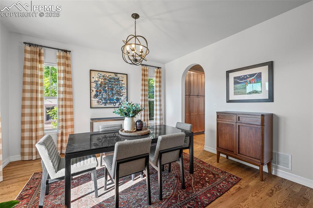 Colorado Springs, Colorado, 80906, United States, 4 Bedrooms Bedrooms, ,4 BathroomsBathrooms,Residential,Active,1914792