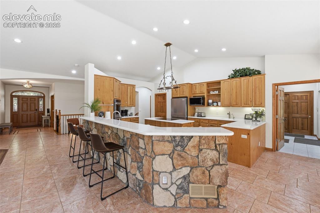 Colorado Springs, Colorado, 80908, United States, 6 Bedrooms Bedrooms, ,5 BathroomsBathrooms,Residential,Active,2045782