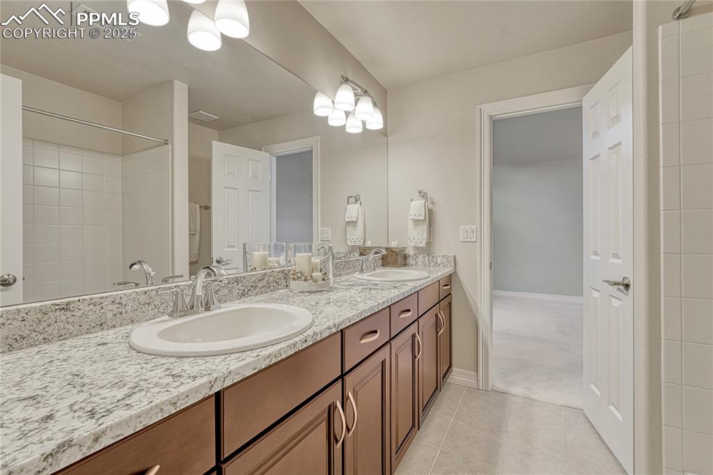 Colorado Springs, Colorado, 80908, United States, ,5 BathroomsBathrooms,Residential,Active,1831816