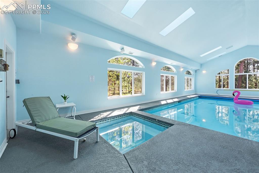 Colorado Springs, Colorado, 80908, United States, 6 Bedrooms Bedrooms, ,5 BathroomsBathrooms,Residential,Active,2045782