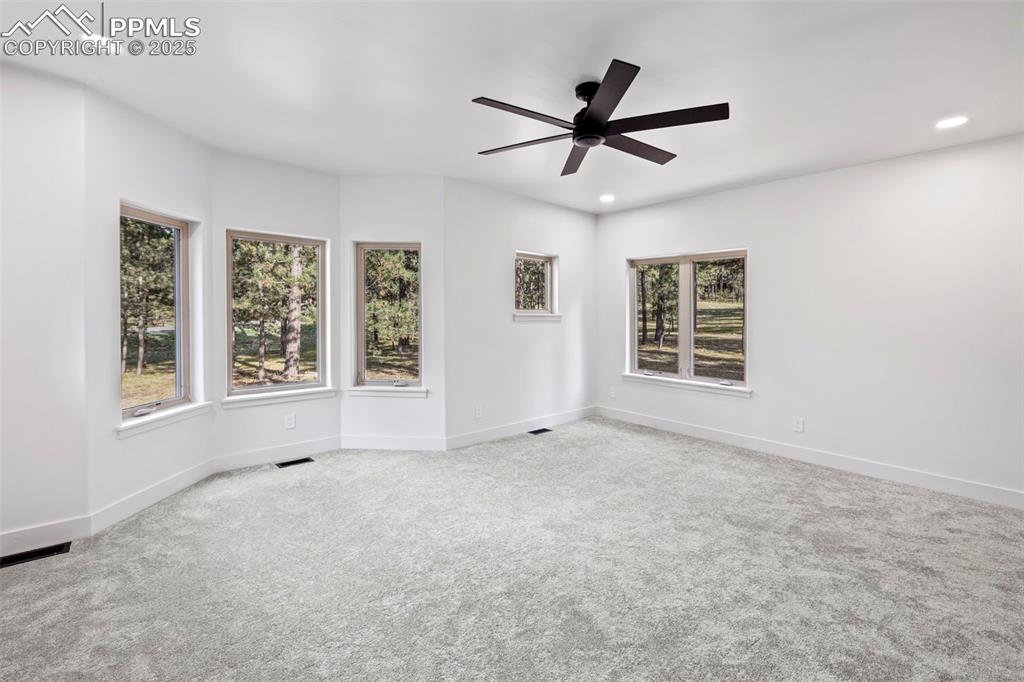 Colorado Springs, Colorado, 80908, United States, 4 Bedrooms Bedrooms, ,5 BathroomsBathrooms,Residential,Active,1992290