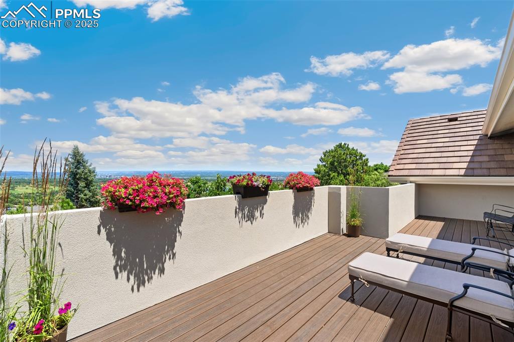 Colorado Springs, Colorado, 80906, United States, 6 Bedrooms Bedrooms, ,6 BathroomsBathrooms,Residential,Active,1880191