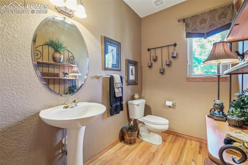 Monument, Colorado, 80132, United States, 5 Bedrooms Bedrooms, ,5 BathroomsBathrooms,Residential,Active,1953413