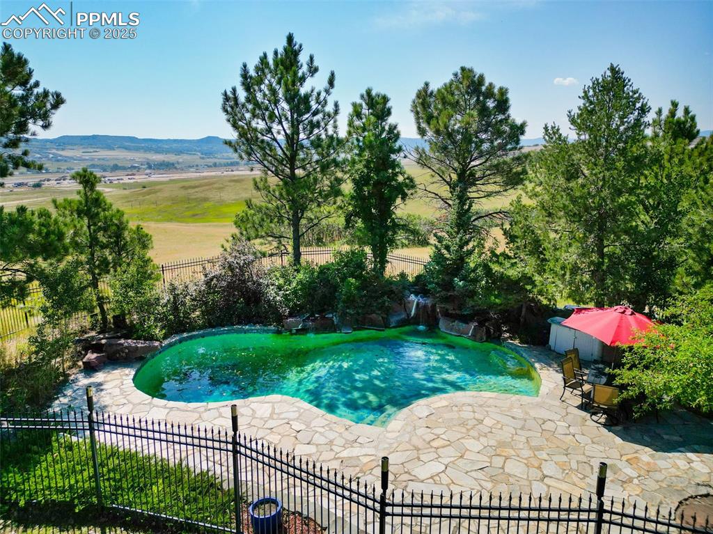 Castle Rock, Colorado, 80109, United States, 7 Bedrooms Bedrooms, ,5 BathroomsBathrooms,Residential,Active,1992309