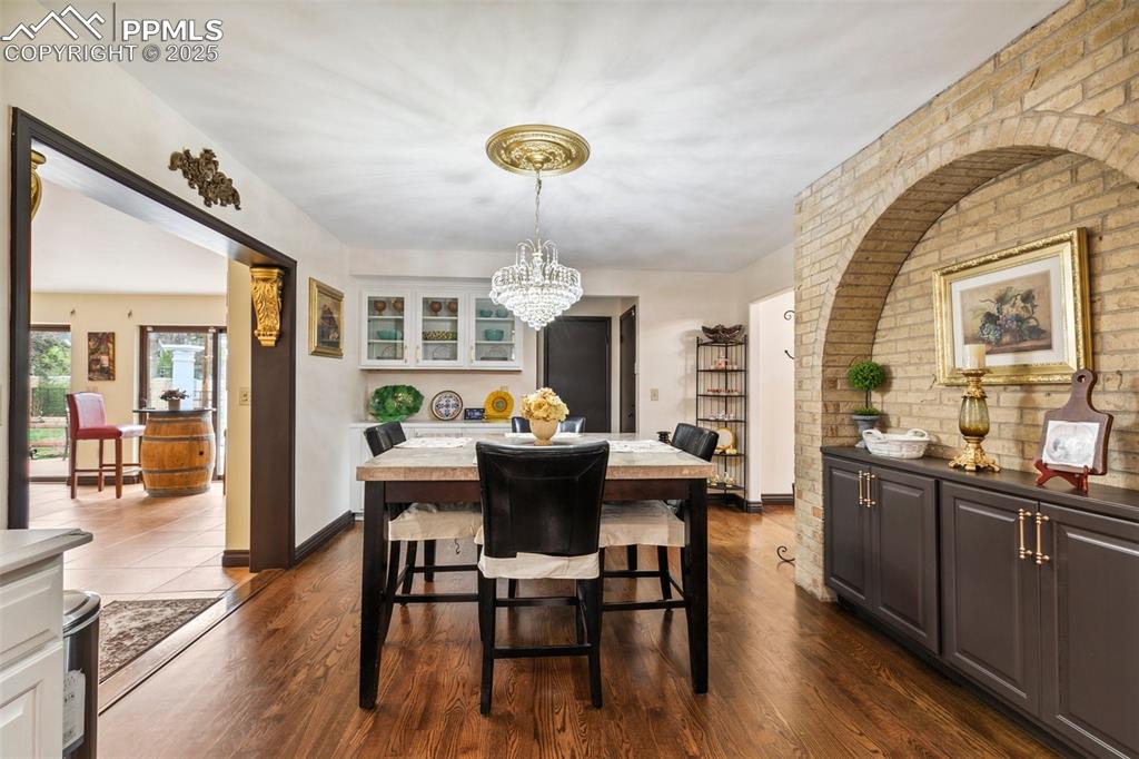 Colorado Springs, Colorado, 80906, United States, 5 Bedrooms Bedrooms, ,6 BathroomsBathrooms,Residential,Active,1992227