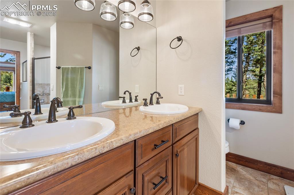 Florissant, Colorado, 80816, United States, 3 Bedrooms Bedrooms, ,3 BathroomsBathrooms,Residential,Active,1992212