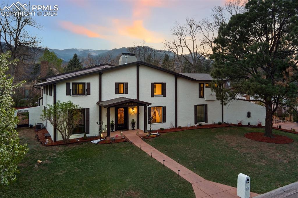 Colorado Springs, Colorado, 80906, United States, 5 Bedrooms Bedrooms, ,6 BathroomsBathrooms,Residential,Active,1992227