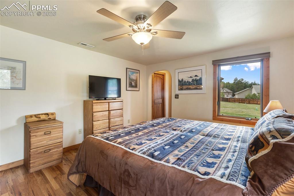 Woodland Park, Colorado, 80863, United States, 2 Bedrooms Bedrooms, ,2 BathroomsBathrooms,Residential,Active,2042677