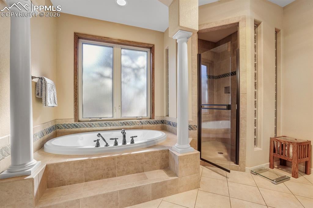 Colorado Springs, Colorado, 80908, United States, 5 Bedrooms Bedrooms, ,4 BathroomsBathrooms,Residential,Active,2014614