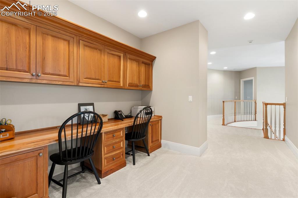 Colorado Springs, Colorado, 80906, United States, 6 Bedrooms Bedrooms, ,6 BathroomsBathrooms,Residential,Active,1880191