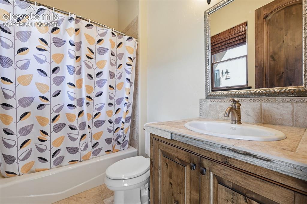 Colorado Springs, Colorado, 80906, United States, 4 Bedrooms Bedrooms, ,6 BathroomsBathrooms,Residential,Active,2043826