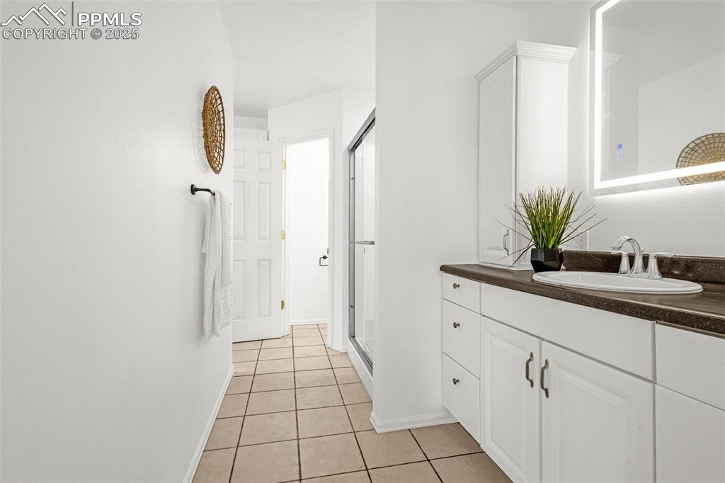 Colorado Springs, Colorado, 80904, United States, 8 Bedrooms Bedrooms, ,5 BathroomsBathrooms,Residential,Active,1810449