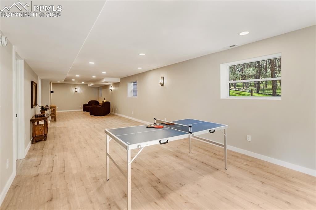 Colorado Springs, Colorado, 80921, United States, 5 Bedrooms Bedrooms, ,4 BathroomsBathrooms,Residential,Active,1992307