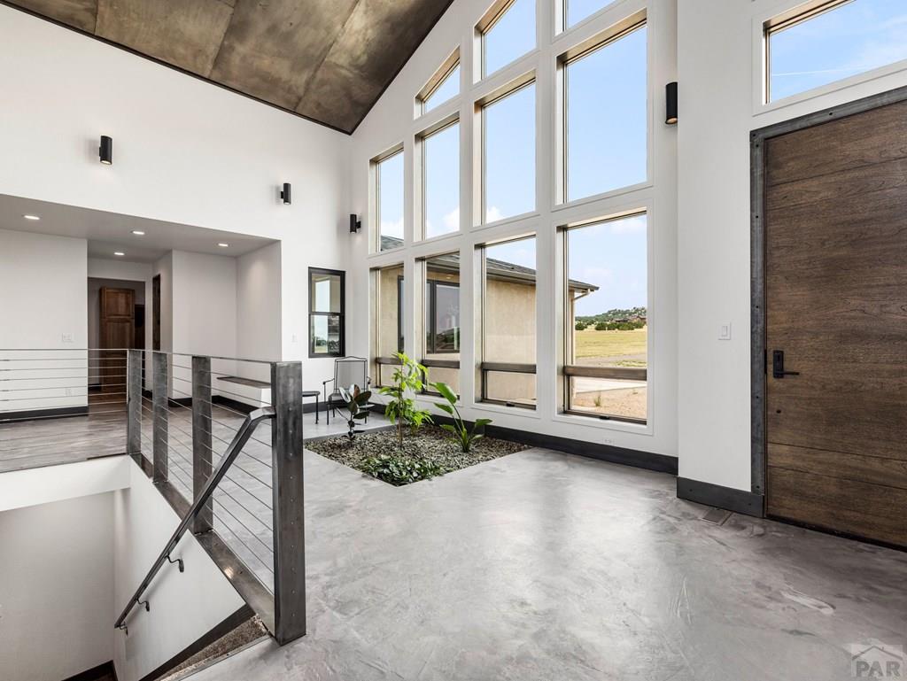 Beulah, Colorado, 81023, United States, 5 Bedrooms Bedrooms, ,5 BathroomsBathrooms,Residential,Active,2007123