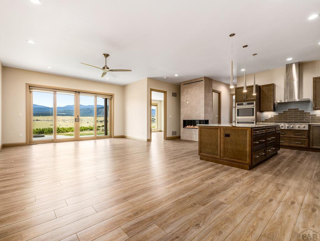 Beulah, Colorado, 81023, United States, 5 Bedrooms Bedrooms, ,5 BathroomsBathrooms,Residential,Active,2007123