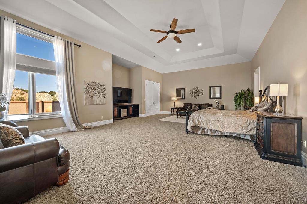 Pueblo West, Colorado, 81007, United States, 5 Bedrooms Bedrooms, ,9 BathroomsBathrooms,Residential,Active,1969686